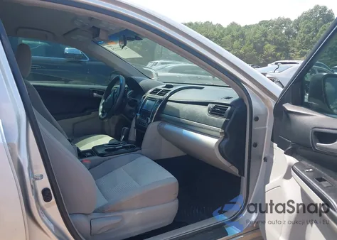 2012 Toyota Camry Le z USA, uszkodzony, nr VIN 4T1BF1FK3CU034691